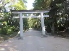 大和神社の鳥居