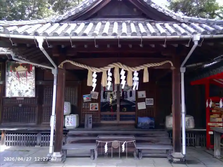 紀州東照宮の{uncategorized: "未分類", other: "その他", undefined: "問題あり", building: "その他建物", grave: "お墓", sacred_gate: "鳥居", guardian: "狛犬", statue: "像", buddha: "仏像", history: "歴史", nature: "自然", garden: "庭園", animal: "動物", pagoda: "塔", temizu: "手水舎", mountain_gate: "山門・神門", sanctuary: "本殿・本堂", subordinate: "末社・摂社", art: "芸術", scenery: "景色", jizo: "地蔵", ema: "絵馬", goshuin: "御朱印", omikuji: "おみくじ", items: "授与品その他", amulet: "お守り", goshuincho: "御朱印帳", eats: "食事", festival: "お祭り", votive_dance: "神楽", shichigosan: "七五三参", wedding: "結婚式", experience: "体験その他", initially: "初詣", around: "周辺", anti_infection: "感染症対策"}