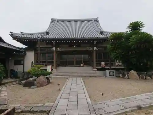 雲居寺の本殿・本堂