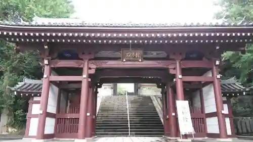 龍口寺の山門