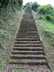 八幡神社の建物その他