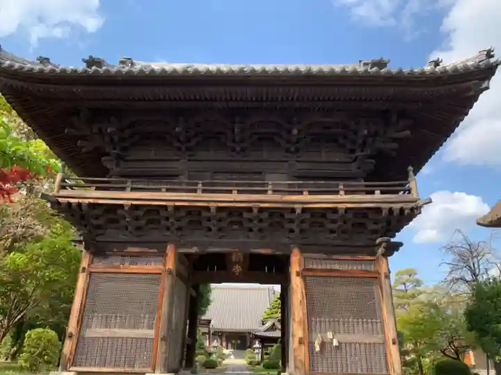 妙顕寺の山門・神門