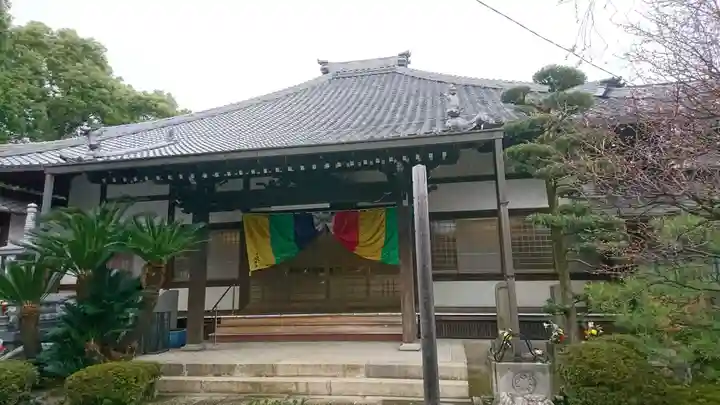 妙行寺の本殿・本堂