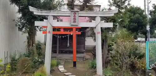 稲荷神社の鳥居