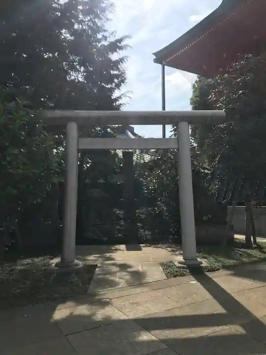 穴八幡宮(東京都)