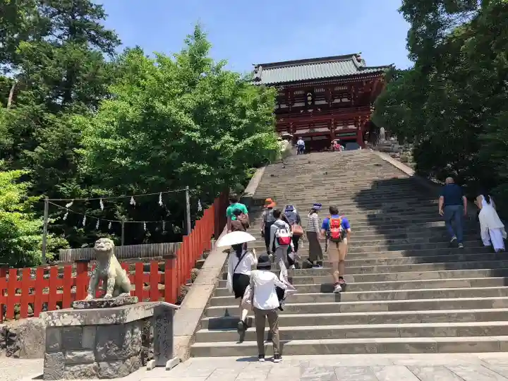 鶴岡八幡宮の本殿・本堂