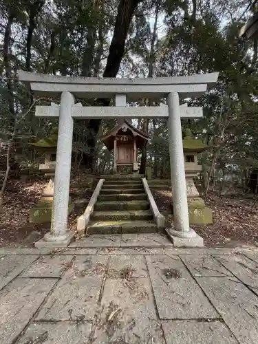 長浜神社の{uncategorized: "未分類", other: "その他", undefined: "問題あり", building: "その他建物", grave: "お墓", sacred_gate: "鳥居", guardian: "狛犬", statue: "像", buddha: "仏像", history: "歴史", nature: "自然", garden: "庭園", animal: "動物", pagoda: "塔", temizu: "手水舎", mountain_gate: "山門・神門", sanctuary: "本殿・本堂", subordinate: "末社・摂社", art: "芸術", scenery: "景色", jizo: "地蔵", ema: "絵馬", goshuin: "御朱印", omikuji: "おみくじ", items: "授与品その他", amulet: "お守り", goshuincho: "御朱印帳", eats: "食事", festival: "お祭り", votive_dance: "神楽", shichigosan: "七五三参", wedding: "結婚式", experience: "体験その他", initially: "初詣", around: "周辺", anti_infection: "感染症対策"}