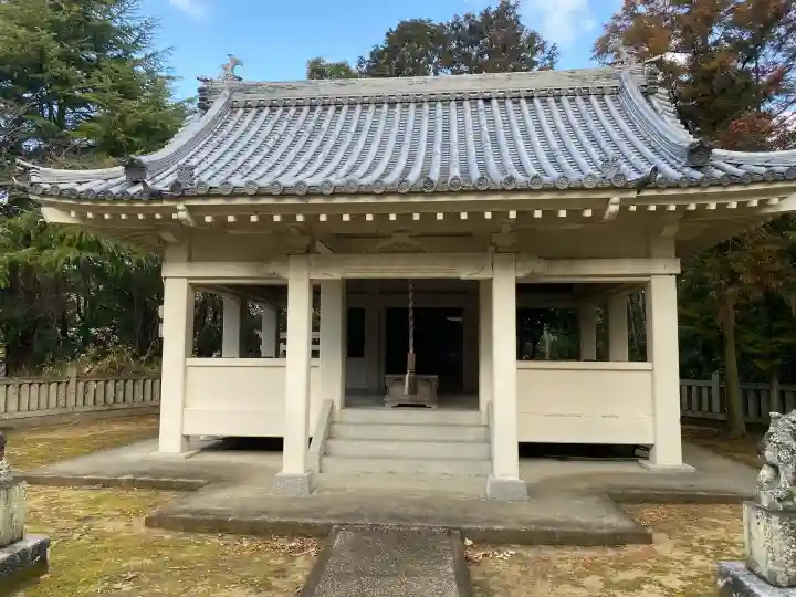 山王神社の{uncategorized: "未分類", other: "その他", undefined: "問題あり", building: "その他建物", grave: "お墓", sacred_gate: "鳥居", guardian: "狛犬", statue: "像", buddha: "仏像", history: "歴史", nature: "自然", garden: "庭園", animal: "動物", pagoda: "塔", temizu: "手水舎", mountain_gate: "山門・神門", sanctuary: "本殿・本堂", subordinate: "末社・摂社", art: "芸術", scenery: "景色", jizo: "地蔵", ema: "絵馬", goshuin: "御朱印", omikuji: "おみくじ", items: "授与品その他", amulet: "お守り", goshuincho: "御朱印帳", eats: "食事", festival: "お祭り", votive_dance: "神楽", shichigosan: "七五三参", wedding: "結婚式", experience: "体験その他", initially: "初詣", around: "周辺", anti_infection: "感染症対策"}