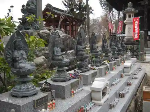 秩父札所１番　四萬部寺の仏像