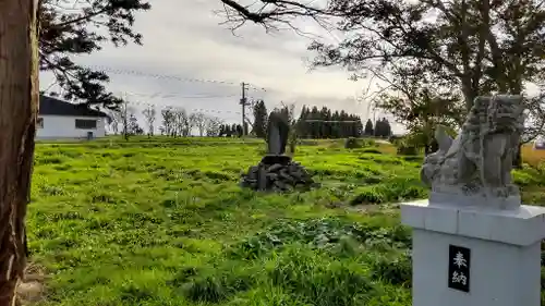 新千代神社の末社・摂社