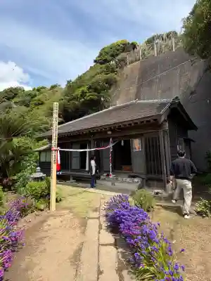福泉寺の{uncategorized: "未分類", other: "その他", undefined: "問題あり", building: "その他建物", grave: "お墓", sacred_gate: "鳥居", guardian: "狛犬", statue: "像", buddha: "仏像", history: "歴史", nature: "自然", garden: "庭園", animal: "動物", pagoda: "塔", temizu: "手水舎", mountain_gate: "山門・神門", sanctuary: "本殿・本堂", subordinate: "末社・摂社", art: "芸術", scenery: "景色", jizo: "地蔵", ema: "絵馬", goshuin: "御朱印", omikuji: "おみくじ", items: "授与品その他", amulet: "お守り", goshuincho: "御朱印帳", eats: "食事", festival: "お祭り", votive_dance: "神楽", shichigosan: "七五三参", wedding: "結婚式", experience: "体験その他", initially: "初詣", around: "周辺", anti_infection: "感染症対策"}