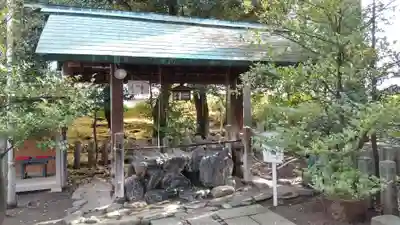 伊勢神社の手水舎