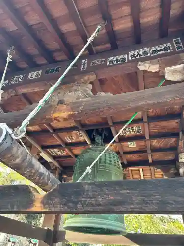 香西寺の{uncategorized: "未分類", other: "その他", undefined: "問題あり", building: "その他建物", grave: "お墓", sacred_gate: "鳥居", guardian: "狛犬", statue: "像", buddha: "仏像", history: "歴史", nature: "自然", garden: "庭園", animal: "動物", pagoda: "塔", temizu: "手水舎", mountain_gate: "山門・神門", sanctuary: "本殿・本堂", subordinate: "末社・摂社", art: "芸術", scenery: "景色", jizo: "地蔵", ema: "絵馬", goshuin: "御朱印", omikuji: "おみくじ", items: "授与品その他", amulet: "お守り", goshuincho: "御朱印帳", eats: "食事", festival: "お祭り", votive_dance: "神楽", shichigosan: "七五三参", wedding: "結婚式", experience: "体験その他", initially: "初詣", around: "周辺", anti_infection: "感染症対策"}