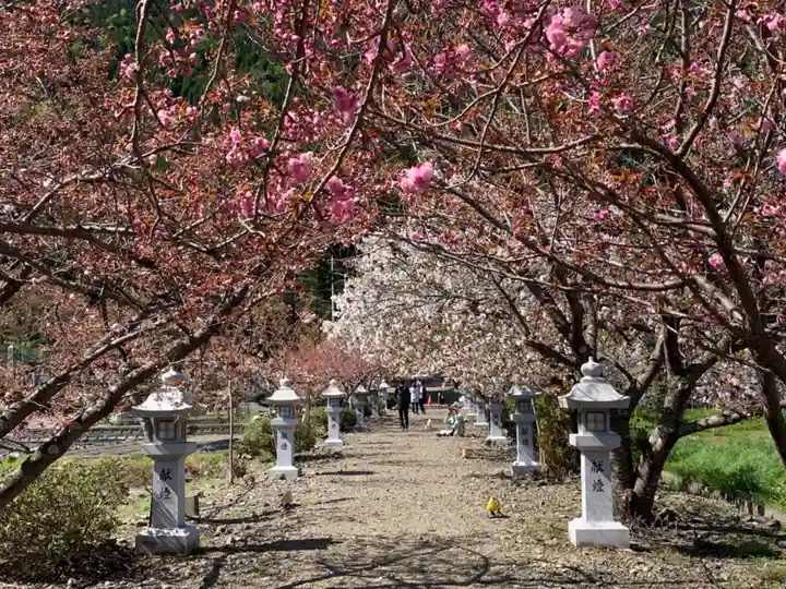 伊香具神社の庭園