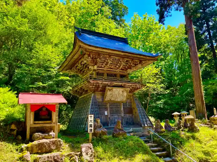 大聖寺(亀岡文殊)の{uncategorized: "未分類", other: "その他", undefined: "問題あり", building: "その他建物", grave: "お墓", sacred_gate: "鳥居", guardian: "狛犬", statue: "像", buddha: "仏像", history: "歴史", nature: "自然", garden: "庭園", animal: "動物", pagoda: "塔", temizu: "手水舎", mountain_gate: "山門・神門", sanctuary: "本殿・本堂", subordinate: "末社・摂社", art: "芸術", scenery: "景色", jizo: "地蔵", ema: "絵馬", goshuin: "御朱印", omikuji: "おみくじ", items: "授与品その他", amulet: "お守り", goshuincho: "御朱印帳", eats: "食事", festival: "お祭り", votive_dance: "神楽", shichigosan: "七五三参", wedding: "結婚式", experience: "体験その他", initially: "初詣", around: "周辺", anti_infection: "感染症対策"}
