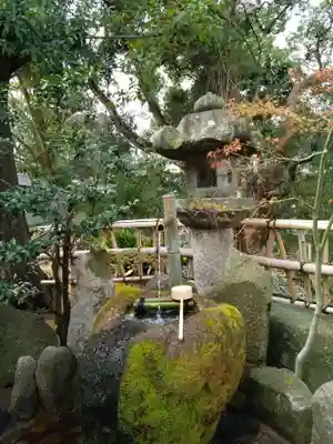 紅葉八幡宮の手水舎