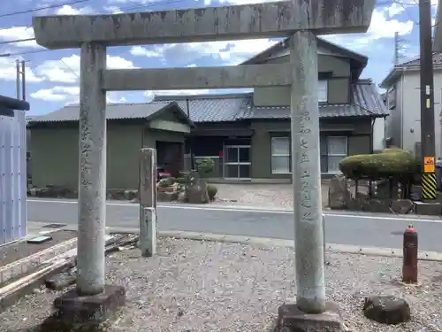 鳴子神社の鳥居