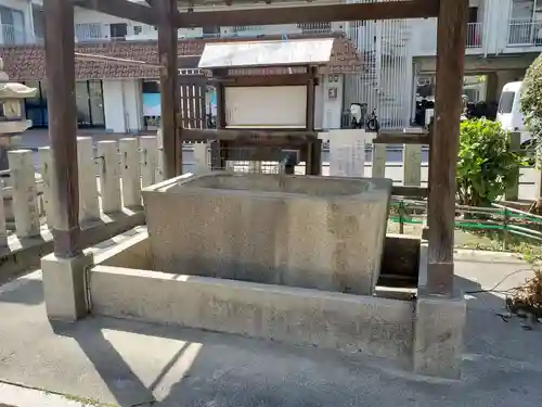 富島神社の手水