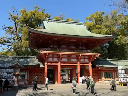 武蔵一宮氷川神社の{uncategorized: "未分類", other: "その他", undefined: "問題あり", building: "その他建物", grave: "お墓", sacred_gate: "鳥居", guardian: "狛犬", statue: "像", buddha: "仏像", history: "歴史", nature: "自然", garden: "庭園", animal: "動物", pagoda: "塔", temizu: "手水舎", mountain_gate: "山門・神門", sanctuary: "本殿・本堂", subordinate: "末社・摂社", art: "芸術", scenery: "景色", jizo: "地蔵", ema: "絵馬", goshuin: "御朱印", omikuji: "おみくじ", items: "授与品その他", amulet: "お守り", goshuincho: "御朱印帳", eats: "食事", festival: "お祭り", votive_dance: "神楽", shichigosan: "七五三参", wedding: "結婚式", experience: "体験その他", initially: "初詣", around: "周辺", anti_infection: "感染症対策"}