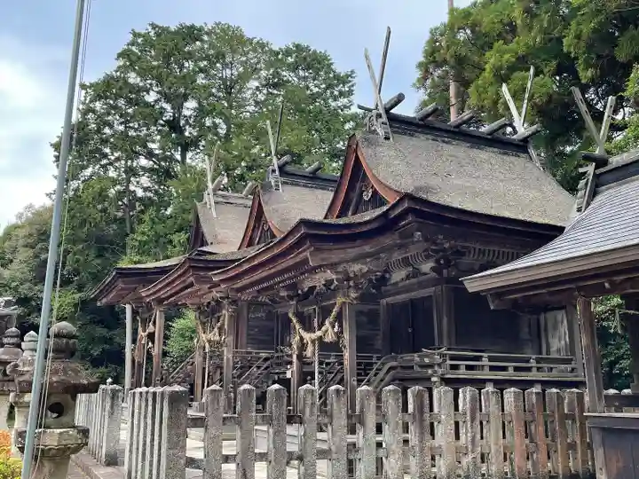 倭白山比咩神社の本殿・本堂