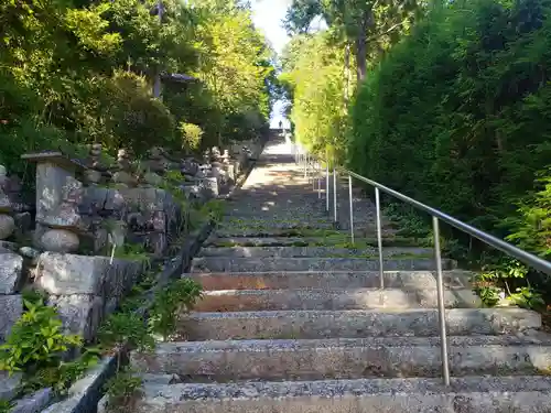 石塔寺の建物その他