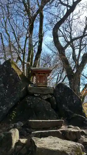 筑波山神社 女体山御本殿の末社