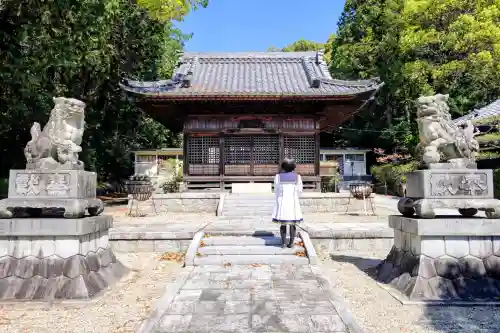 八柱社の{uncategorized: "未分類", other: "その他", undefined: "問題あり", building: "その他建物", grave: "お墓", sacred_gate: "鳥居", guardian: "狛犬", statue: "像", buddha: "仏像", history: "歴史", nature: "自然", garden: "庭園", animal: "動物", pagoda: "塔", temizu: "手水舎", mountain_gate: "山門・神門", sanctuary: "本殿・本堂", subordinate: "末社・摂社", art: "芸術", scenery: "景色", jizo: "地蔵", ema: "絵馬", goshuin: "御朱印", omikuji: "おみくじ", items: "授与品その他", amulet: "お守り", goshuincho: "御朱印帳", eats: "食事", festival: "お祭り", votive_dance: "神楽", shichigosan: "七五三参", wedding: "結婚式", experience: "体験その他", initially: "初詣", around: "周辺", anti_infection: "感染症対策"}