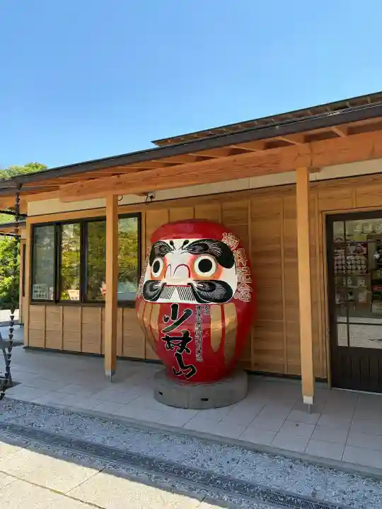 達磨寺の{uncategorized: "未分類", other: "その他", undefined: "問題あり", building: "その他建物", grave: "お墓", sacred_gate: "鳥居", guardian: "狛犬", statue: "像", buddha: "仏像", history: "歴史", nature: "自然", garden: "庭園", animal: "動物", pagoda: "塔", temizu: "手水舎", mountain_gate: "山門・神門", sanctuary: "本殿・本堂", subordinate: "末社・摂社", art: "芸術", scenery: "景色", jizo: "地蔵", ema: "絵馬", goshuin: "御朱印", omikuji: "おみくじ", items: "授与品その他", amulet: "お守り", goshuincho: "御朱印帳", eats: "食事", festival: "お祭り", votive_dance: "神楽", shichigosan: "七五三参", wedding: "結婚式", experience: "体験その他", initially: "初詣", around: "周辺", anti_infection: "感染症対策"}