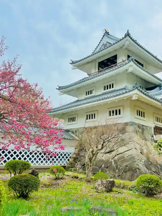 糠部神社の{uncategorized: "未分類", other: "その他", undefined: "問題あり", building: "その他建物", grave: "お墓", sacred_gate: "鳥居", guardian: "狛犬", statue: "像", buddha: "仏像", history: "歴史", nature: "自然", garden: "庭園", animal: "動物", pagoda: "塔", temizu: "手水舎", mountain_gate: "山門・神門", sanctuary: "本殿・本堂", subordinate: "末社・摂社", art: "芸術", scenery: "景色", jizo: "地蔵", ema: "絵馬", goshuin: "御朱印", omikuji: "おみくじ", items: "授与品その他", amulet: "お守り", goshuincho: "御朱印帳", eats: "食事", festival: "お祭り", votive_dance: "神楽", shichigosan: "七五三参", wedding: "結婚式", experience: "体験その他", initially: "初詣", around: "周辺", anti_infection: "感染症対策"}