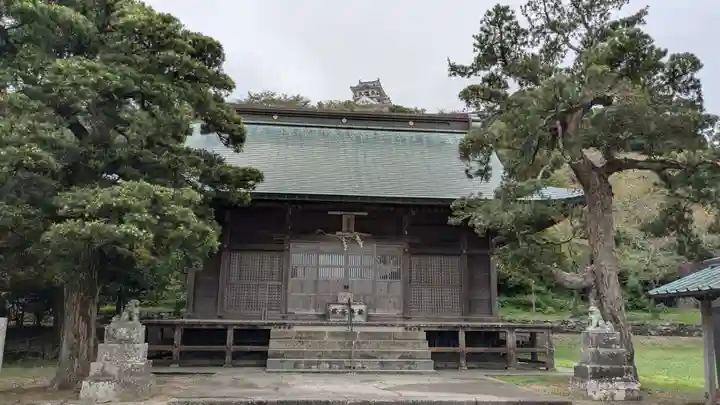 館山神社の本殿・本堂