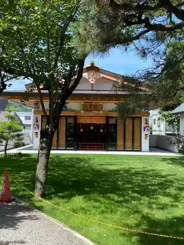 西野神社の本殿