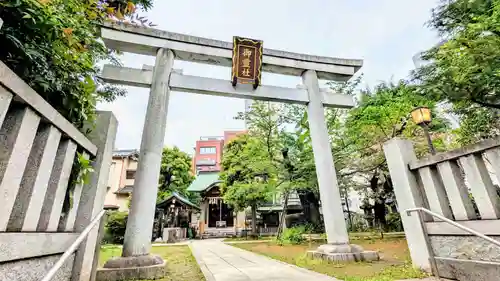 湯島御霊社の鳥居