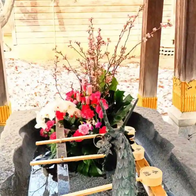彌彦神社 (伊夜日子神社)の手水舎