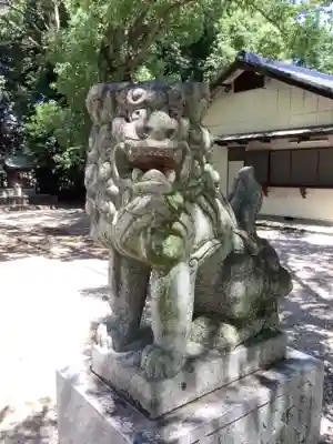 和爾良神社（猪子石原）の狛犬
