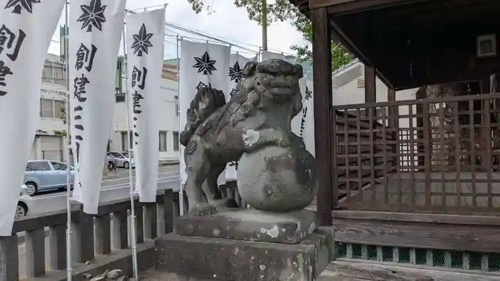 秋葉神社の狛犬