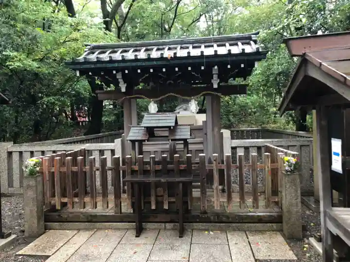 湊川神社のお墓