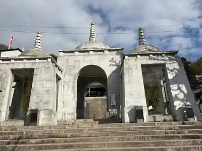 最上稲荷山妙教寺(岡山県)