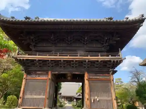 妙顕寺の山門・神門