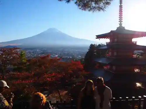 新倉富士浅間神社の景色