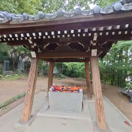 高山神社の手水