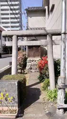 無銘神社(仮称)の鳥居