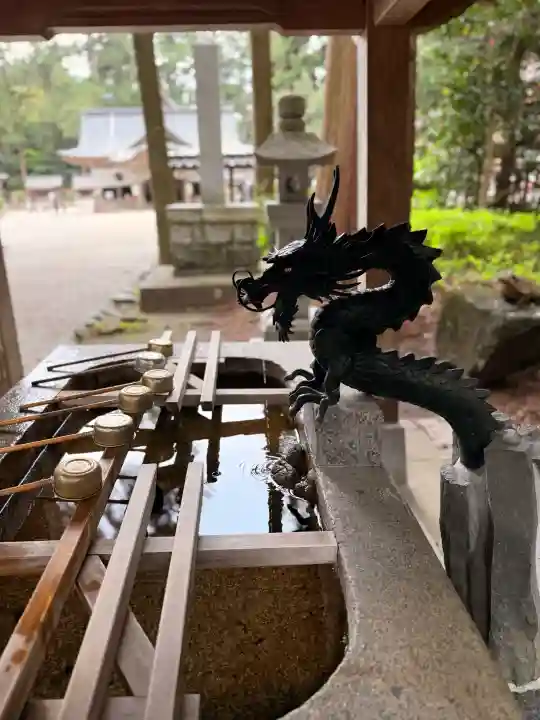 伊和神社の{uncategorized: "未分類", other: "その他", undefined: "問題あり", building: "その他建物", grave: "お墓", sacred_gate: "鳥居", guardian: "狛犬", statue: "像", buddha: "仏像", history: "歴史", nature: "自然", garden: "庭園", animal: "動物", pagoda: "塔", temizu: "手水舎", mountain_gate: "山門・神門", sanctuary: "本殿・本堂", subordinate: "末社・摂社", art: "芸術", scenery: "景色", jizo: "地蔵", ema: "絵馬", goshuin: "御朱印", omikuji: "おみくじ", items: "授与品その他", amulet: "お守り", goshuincho: "御朱印帳", eats: "食事", festival: "お祭り", votive_dance: "神楽", shichigosan: "七五三参", wedding: "結婚式", experience: "体験その他", initially: "初詣", around: "周辺", anti_infection: "感染症対策"}