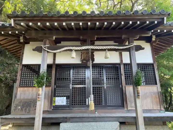 蜂穴神社(石清尾八幡宮末社)(香川県)