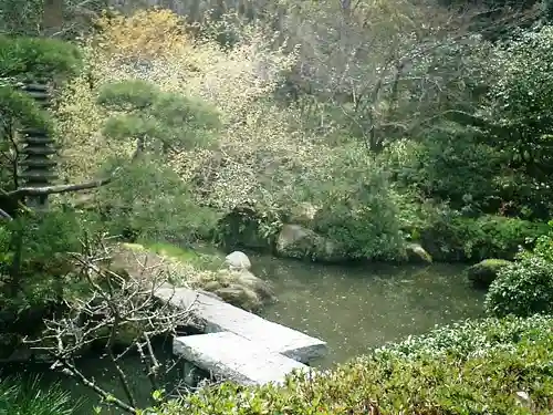 光則寺の庭園