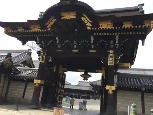 本願寺（西本願寺）の山門・神門
