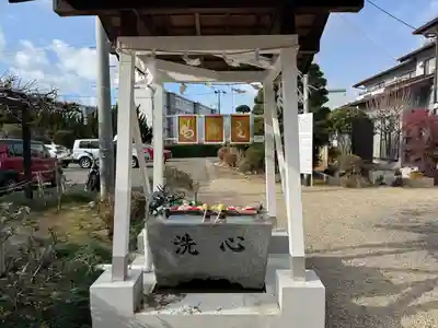 諏訪神社の手水舎