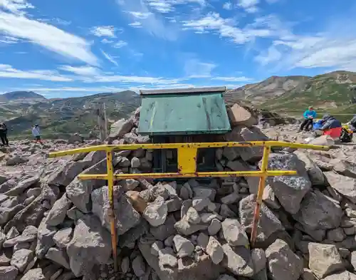 祠（大雪神社奥の院）(北海道)