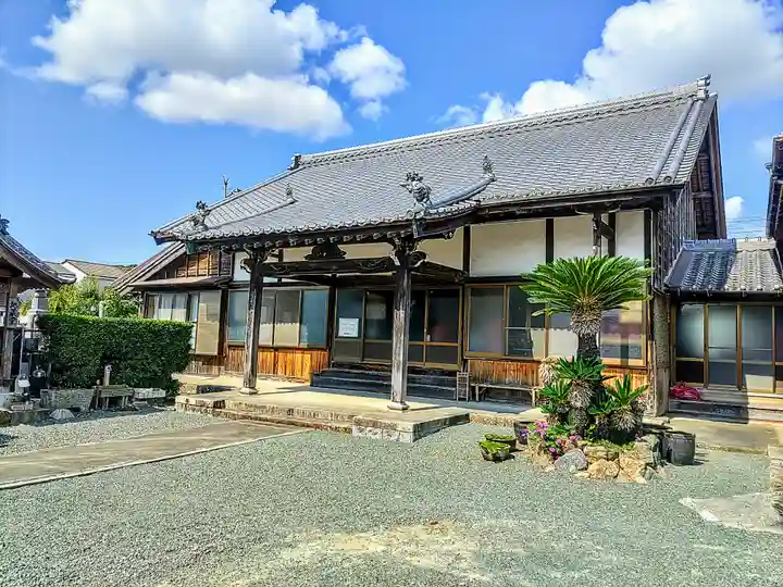 極楽寺の本殿・本堂