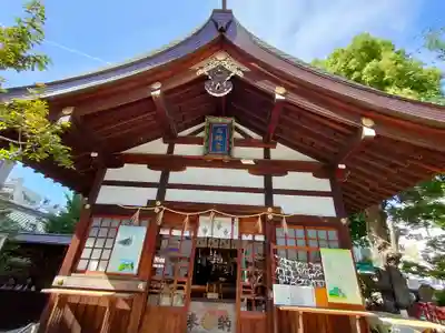 三輪神社の本殿・本堂