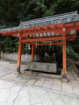 狸谷山不動院の手水舎
